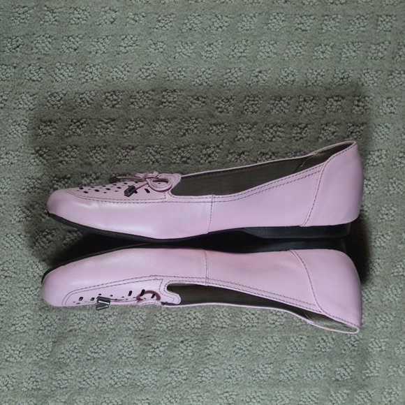 Array Size 8 Pink Square Toe Flats - Picture 3 of 7